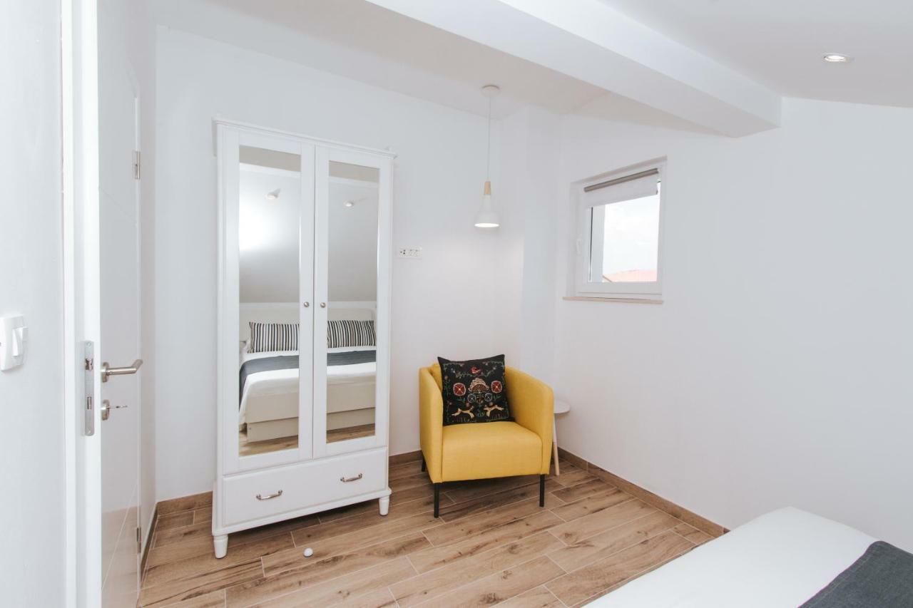 Fyaka Loft Apartments Vodice Exteriör bild