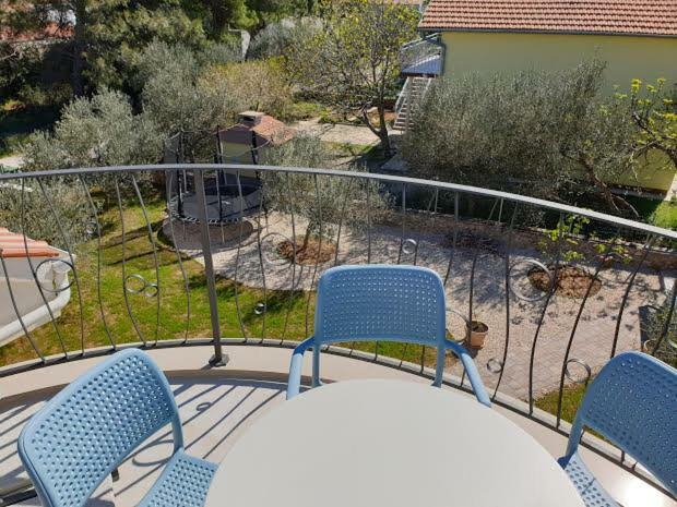 Fyaka Loft Apartments Vodice Exteriör bild